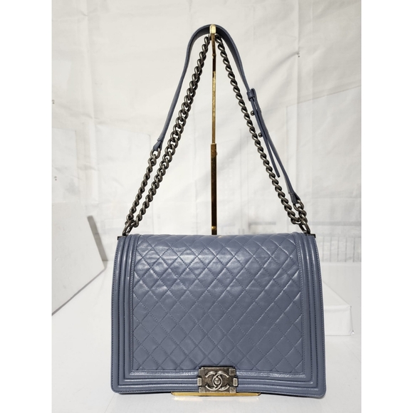 CHANEL Lambskin Quilted Large Boy Flap Shoulder Bag Grey - Picture 6 of 16